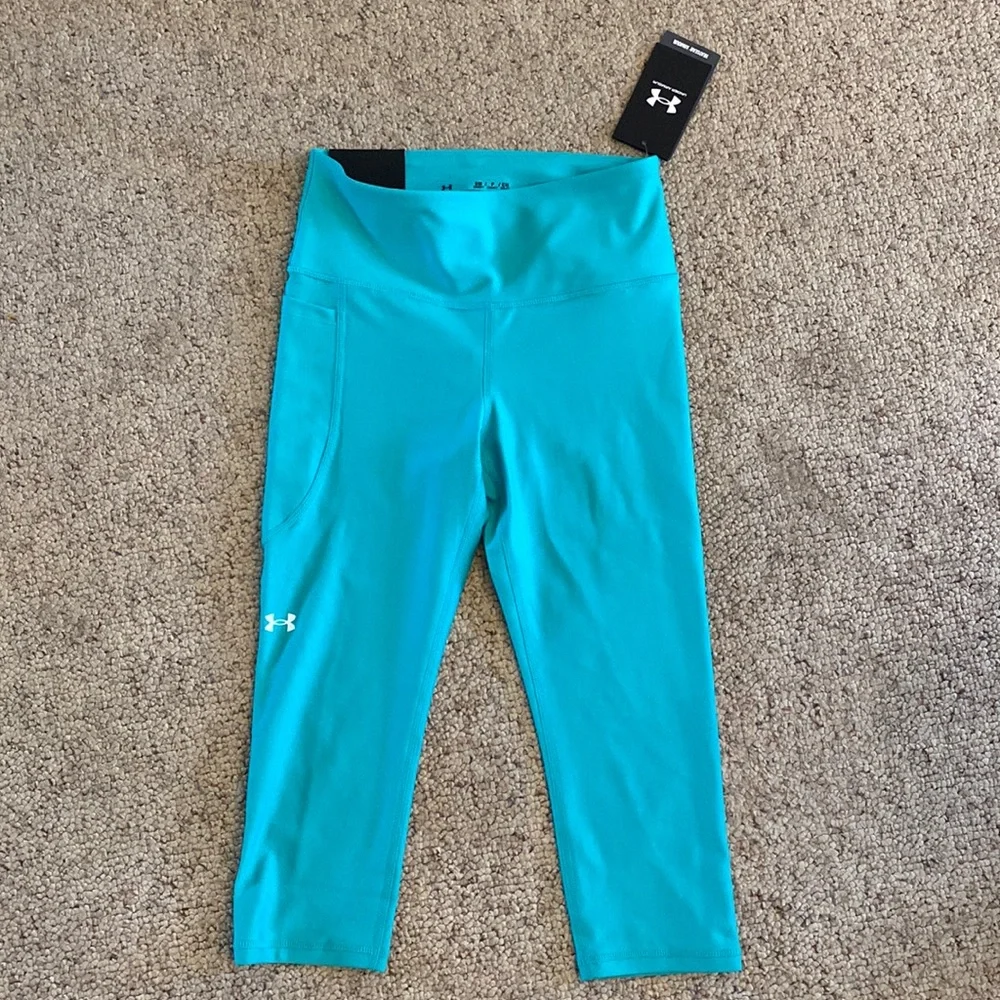 NWT Under Armour capris - Picture 1 of 6